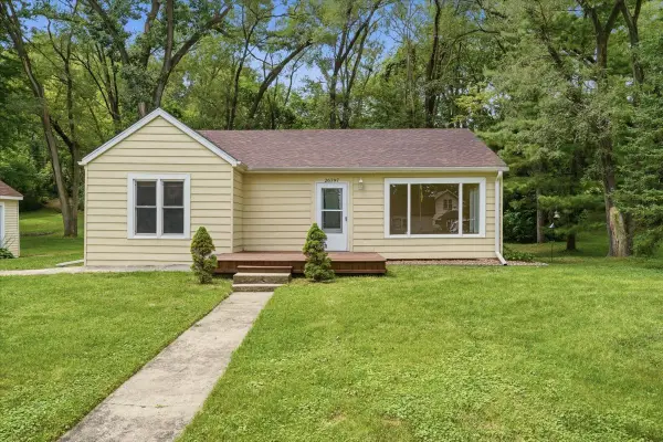 26797 W Longwood Drive, Ingleside, IL 60041