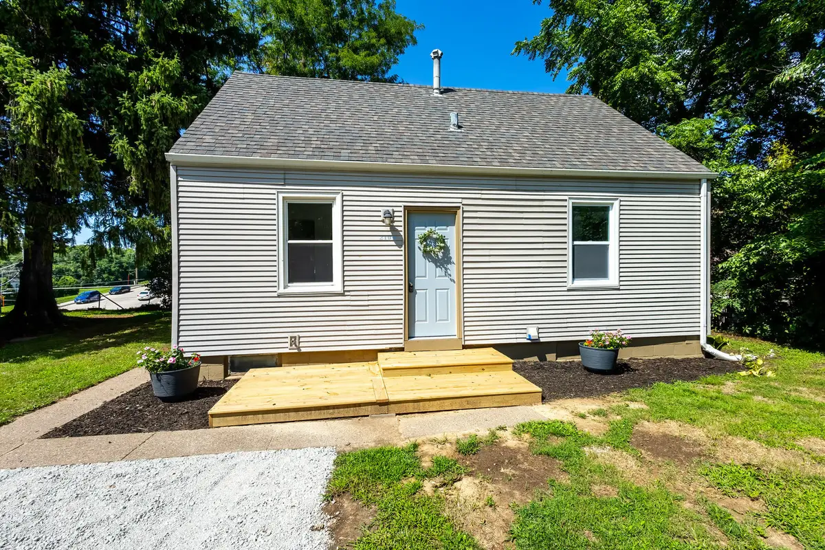 2109 E Locust Street, Davenport, IA 52803 - #1