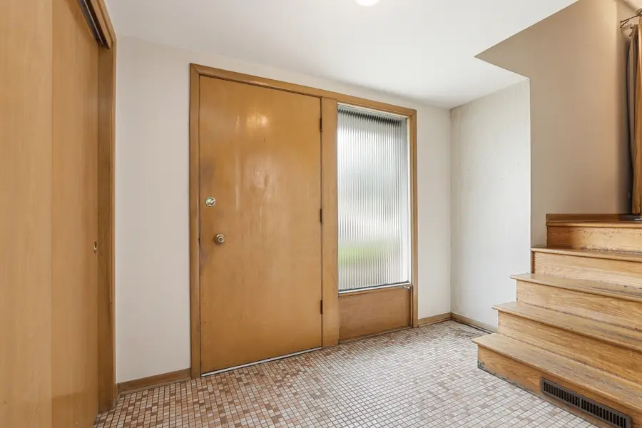 5746 Vine Street, Oak Forest, IL 60452 - #2