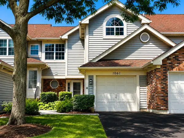 1061 Rockport Drive #9-3, Carol Stream, IL 60188