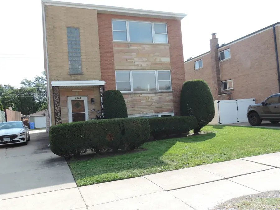 6329 W Touhy Avenue W, Chicago, IL 60646 - #2
