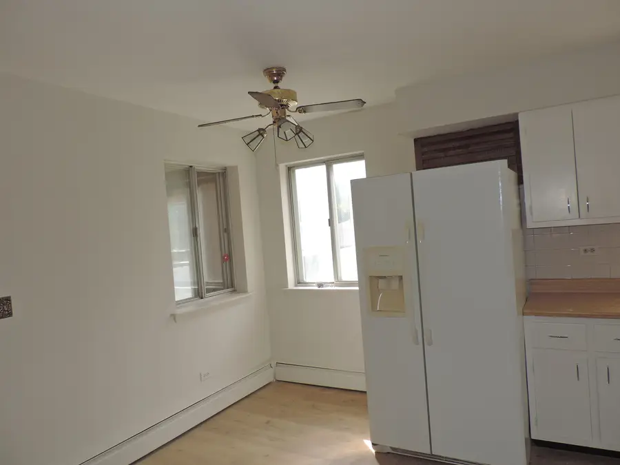6329 W Touhy Avenue W, Chicago, IL 60646 - #3