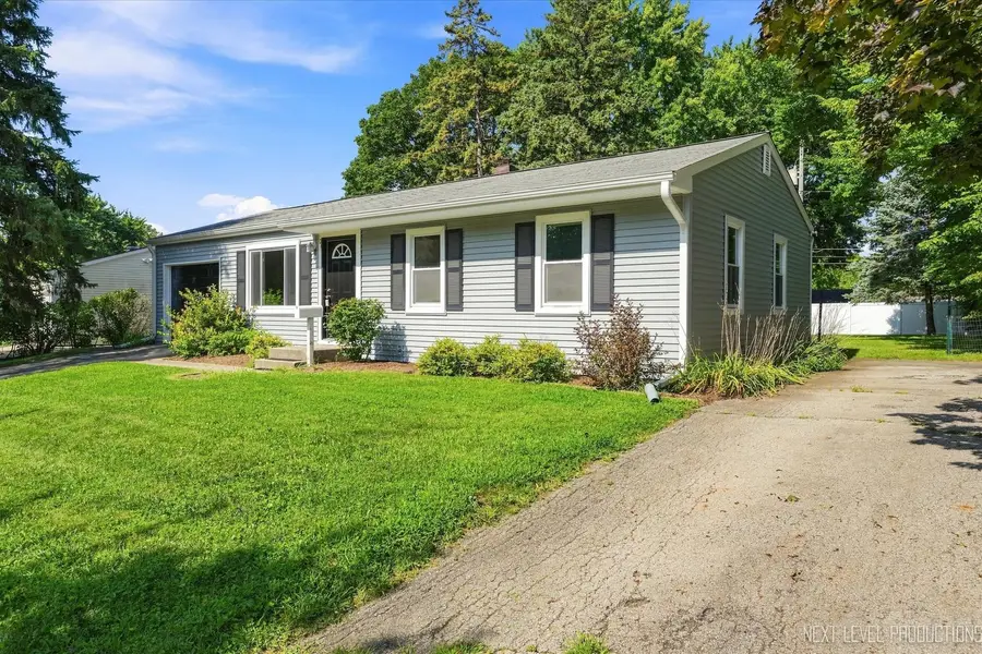 106 Ridge Lane, Geneva, IL 60134 - #2