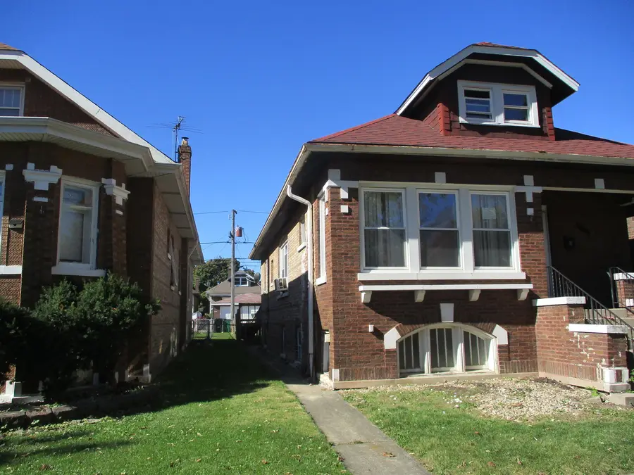 1828 Cuyler Avenue, Berwyn, IL 60402 - #2