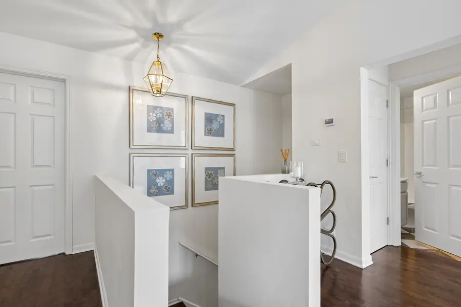 916 Enfield Drive #5-A2, Northbrook, IL 60062 - #3