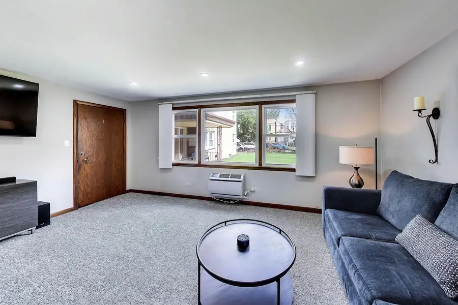 4857 W Byron Street #103W, Chicago, IL 60641 - #3