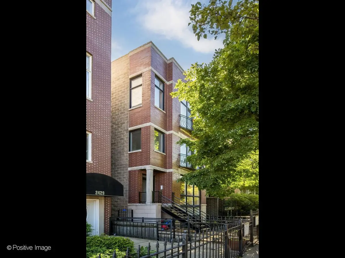2431 W Walton Street #2, Chicago, IL 60622 - #1