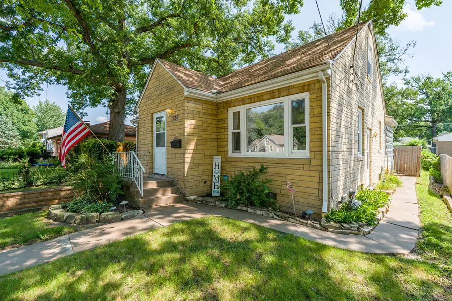 1636 32nd Street, Moline, IL 61265 - #3