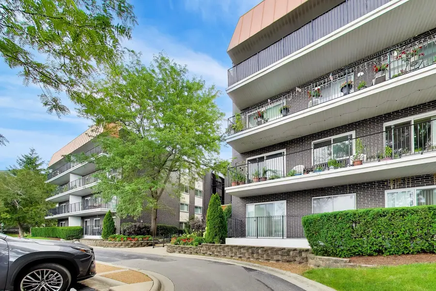 9529 Bronx Place #213, Skokie, IL 60077 - #2