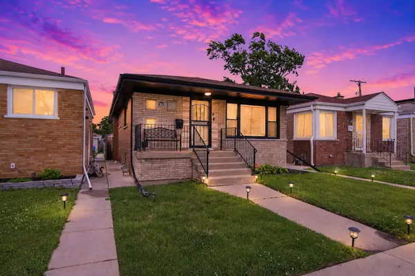 12631 S Justine Street, Calumet Park, IL 60827