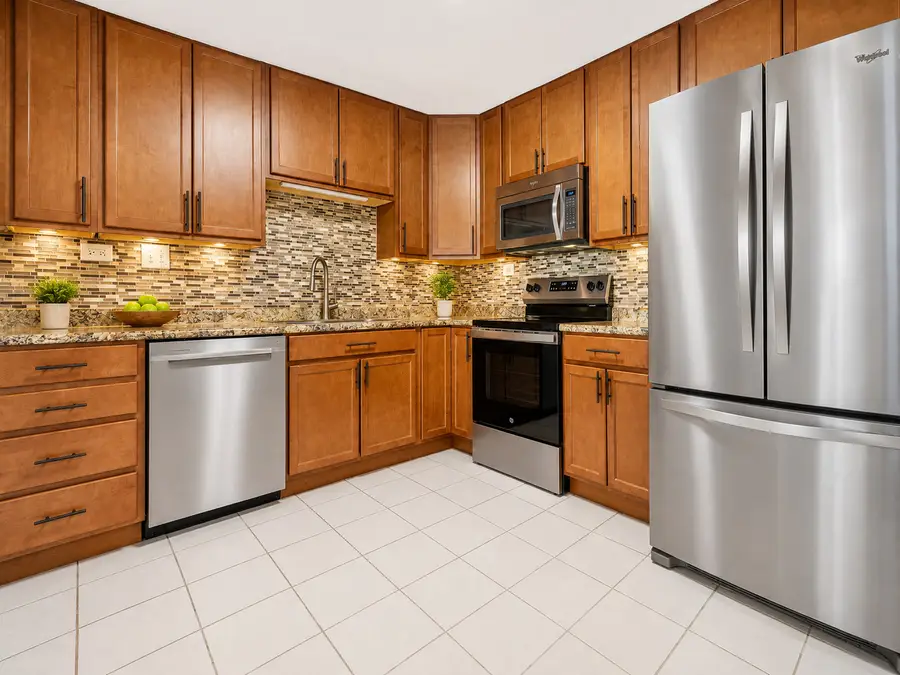 375 Plum Creek Drive #312, Wheeling, IL 60090 - #3
