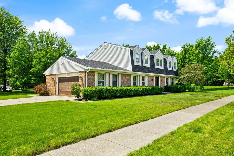 2218 N Williamsburg Street, Arlington Heights, IL 60004 - #2
