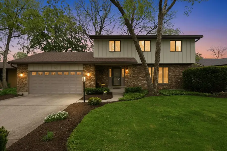 313 Bell Drive, Cary, IL 60013 - #2