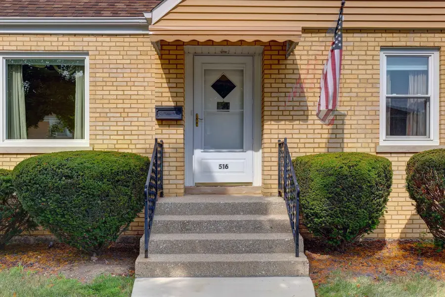 516 N Irving Avenue, Hillside, IL 60162 - #3