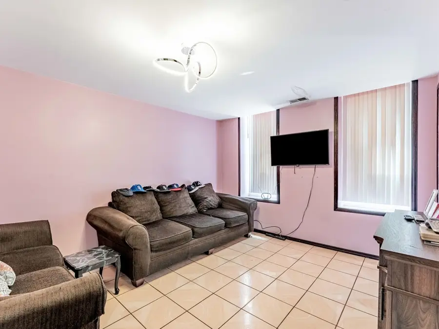3311 S Damen Avenue, Chicago, IL 60608 - #2