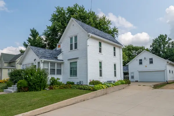 109 W Main Street, Mount Morris, IL 61054