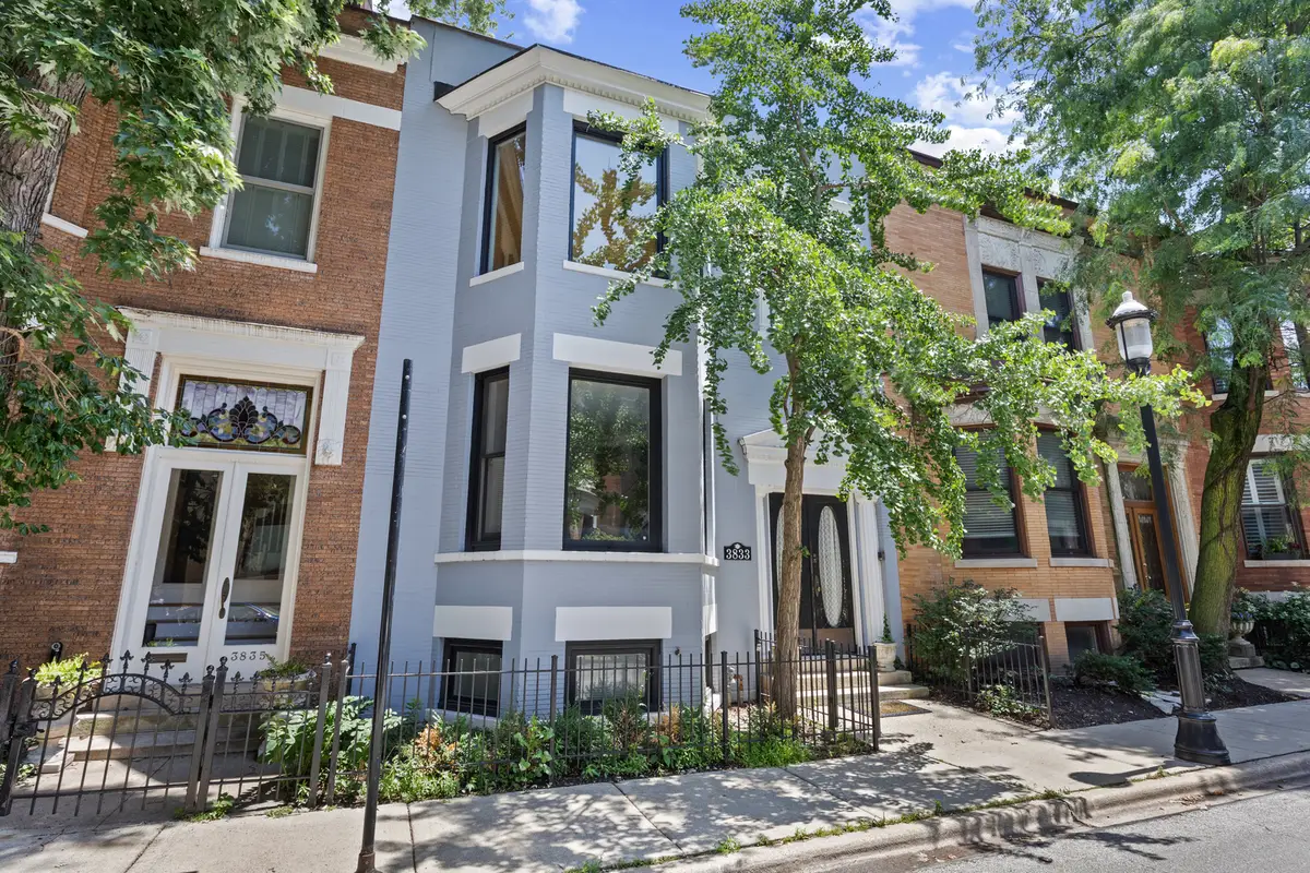 3833 N Alta Vista Terrace, Chicago, IL 60613 - #1