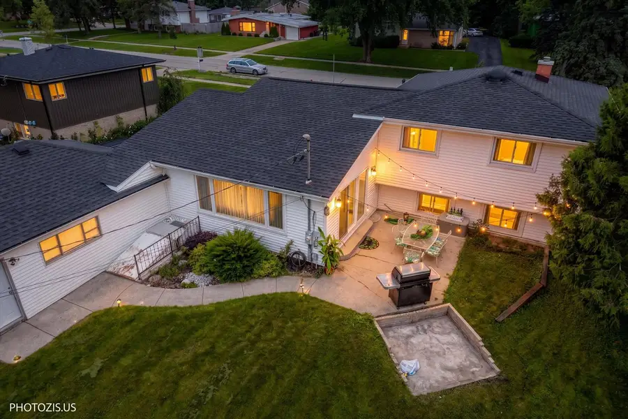 831 Sunnyside Road, Roselle, IL 60172 - #3