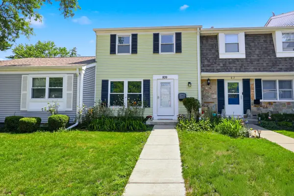 809 Bishop Court, Schaumburg, IL 60194