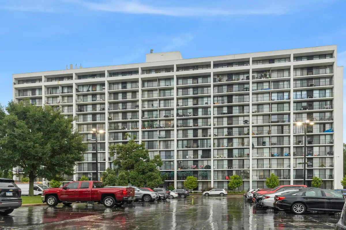 2005 S Finley Road #304, Lombard, IL 60148 - #1