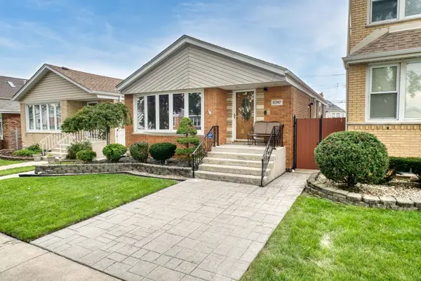 5747 S Meade Avenue, Chicago, IL 60638
