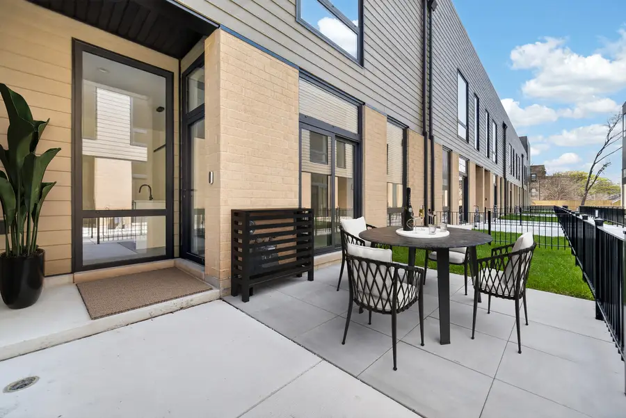 6218 S Woodlawn Avenue #E, Chicago, IL 60637 - #2