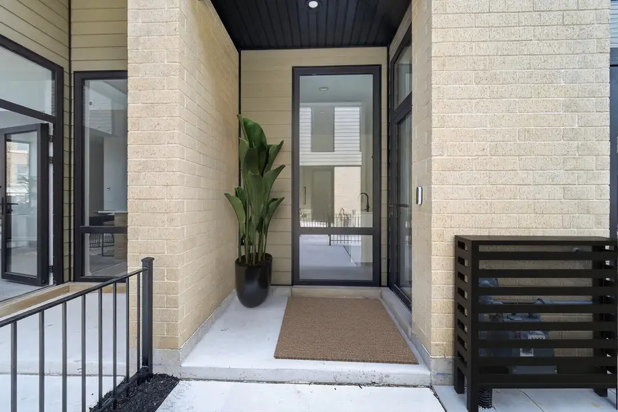 6218 S Woodlawn Avenue #E, Chicago, IL 60637 - #3