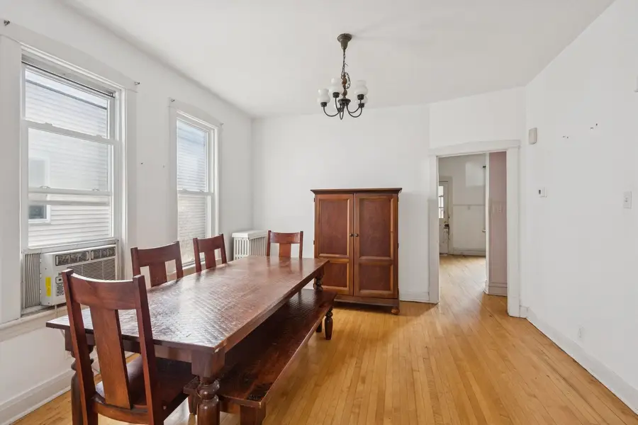 4150 N Kilbourn Avenue, Chicago, IL 60641 - #3