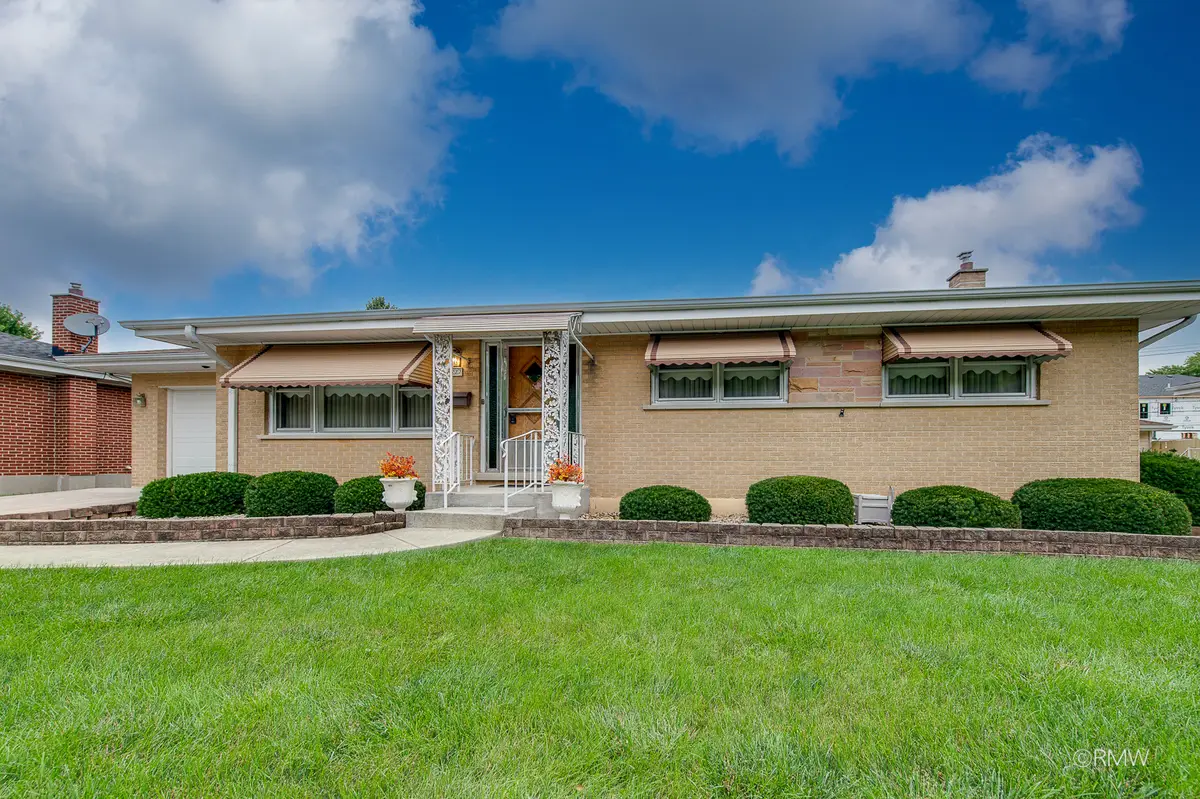 227 N Mill Road, Wood Dale, IL 60191 - #1