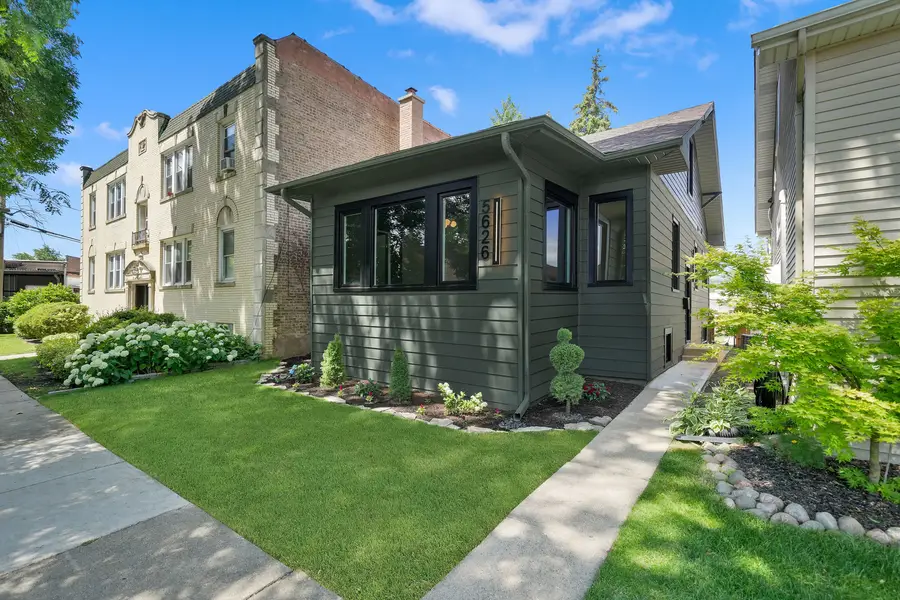 5626 N Miltimore Avenue, Chicago, IL 60646 - #3