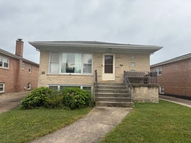 5913 W 89th Street, Oak Lawn, IL 60453 - #1