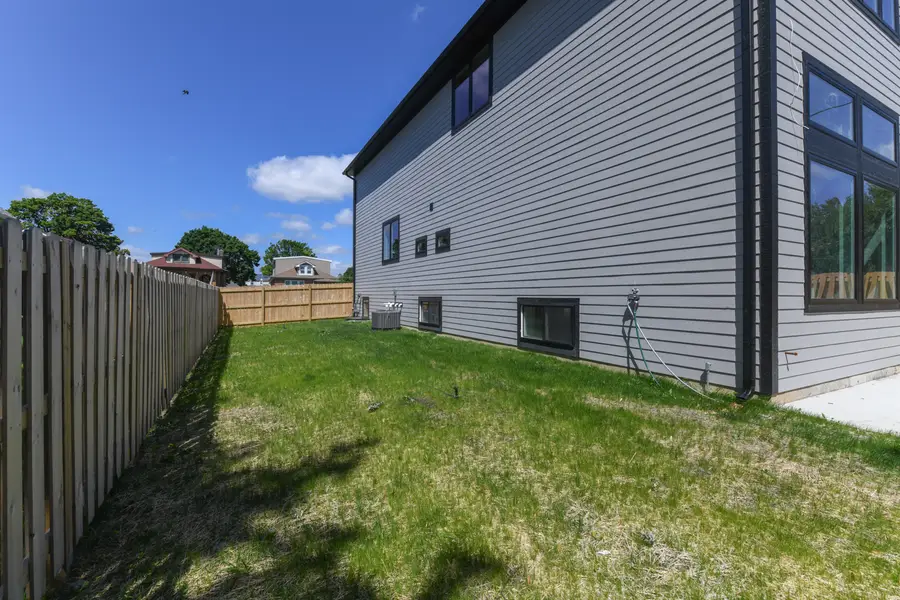 4333 Emerson Avenue, Schiller Park, IL 60176 - #3