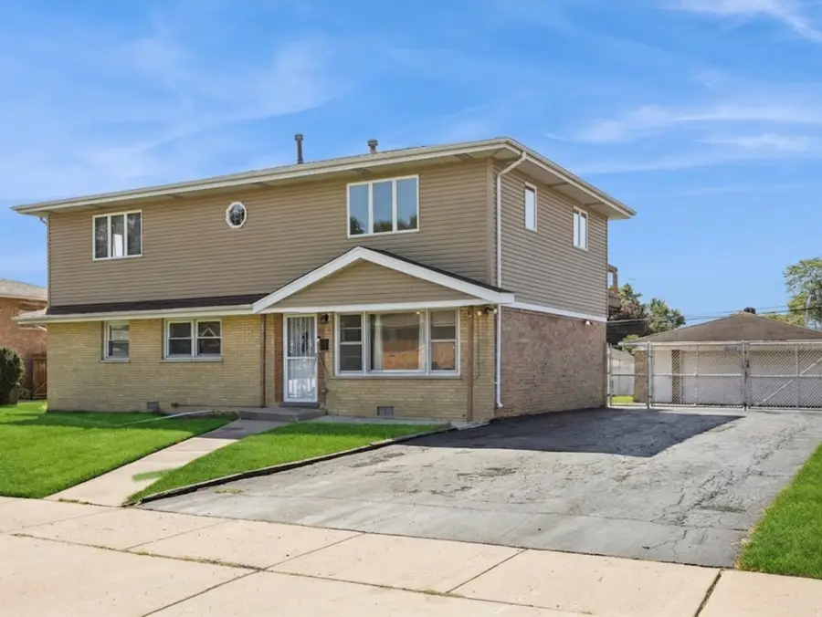 6525 W 83 Place, Burbank, IL 60459 - #2
