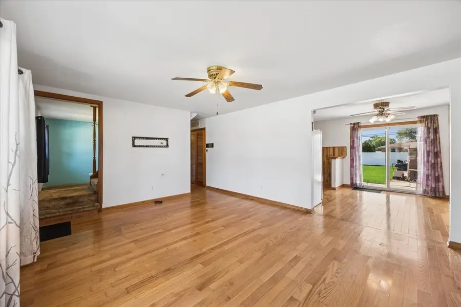 6525 W 83 Place, Burbank, IL 60459 - #3