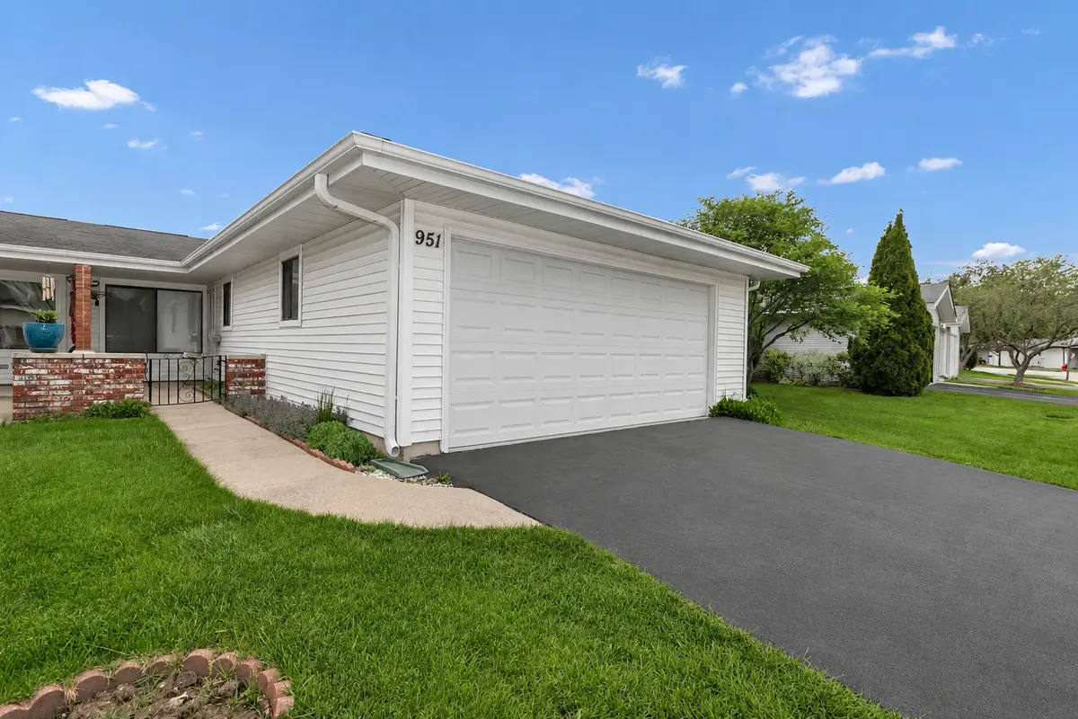 Address Withheld By Seller, Schaumburg, IL 60193 - #1