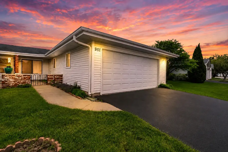 Address Withheld By Seller, Schaumburg, IL 60193 - #2