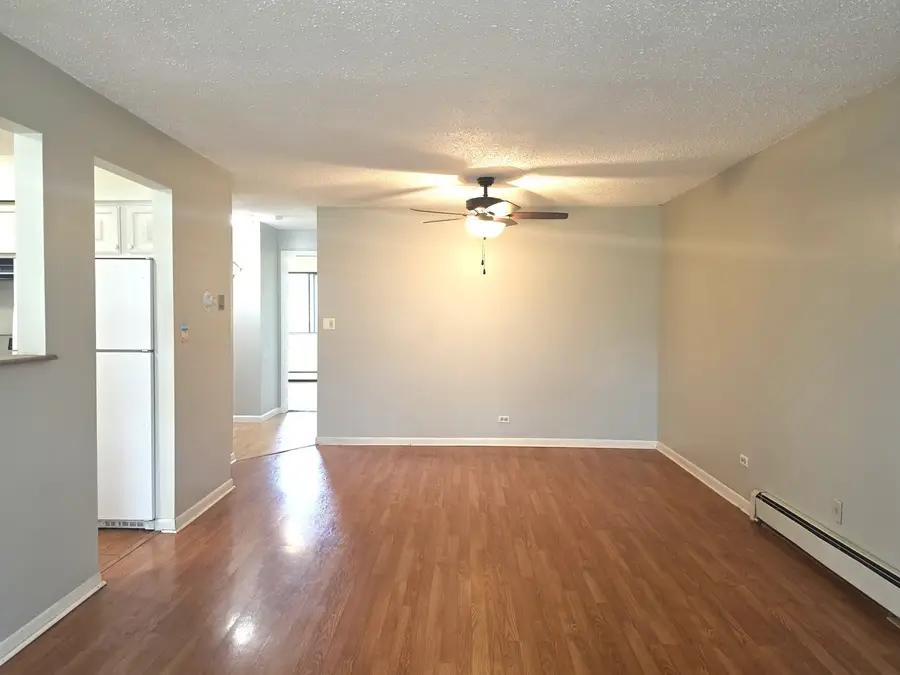 12 Parkside Court #10, Vernon Hills, IL 60061 - #3