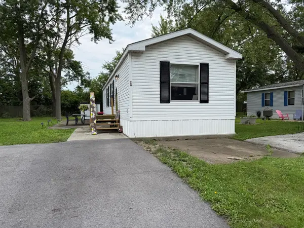 24 Big Chief Drive, Bourbonnais, IL 60914