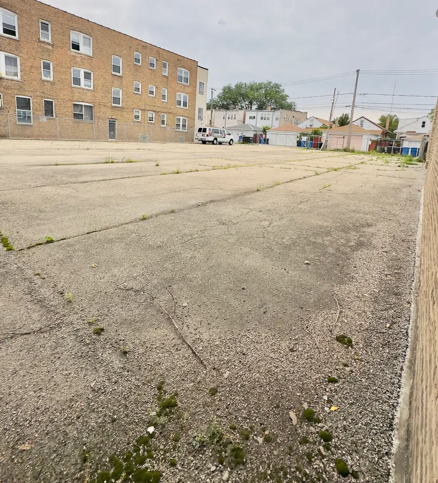 4918-22 W Diversey Avenue, Chicago, IL 60639 - #3