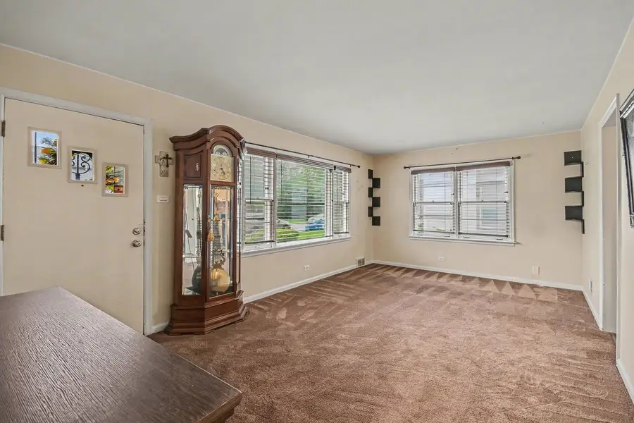 14806 Lawndale Avenue, Midlothian, IL 60445 - #3