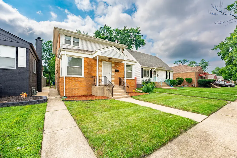 12528 S Justine Street, Calumet Park, IL 60827 - #3