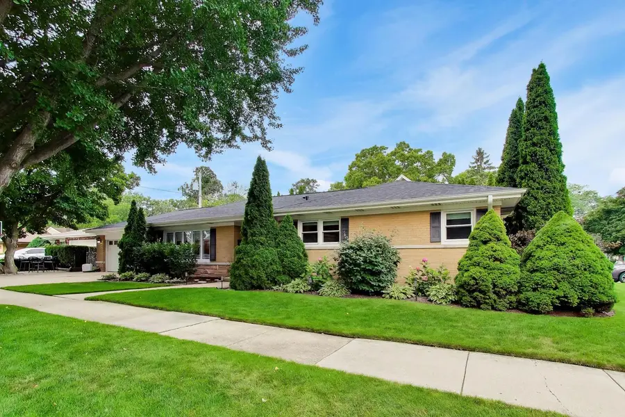 544 Park Plaine Avenue, Park Ridge, IL 60068 - #2