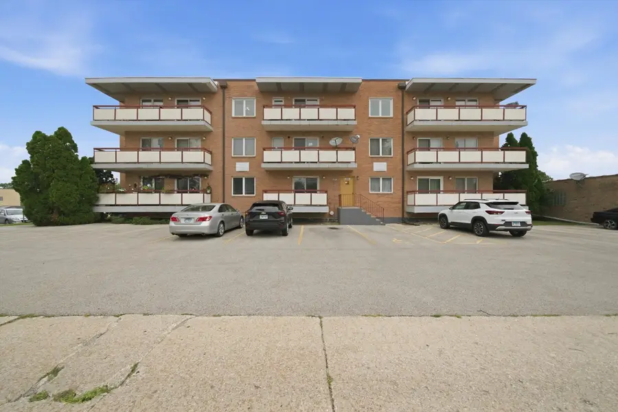 6441 W Pershing Road #104, Stickney, IL 60402 - #2
