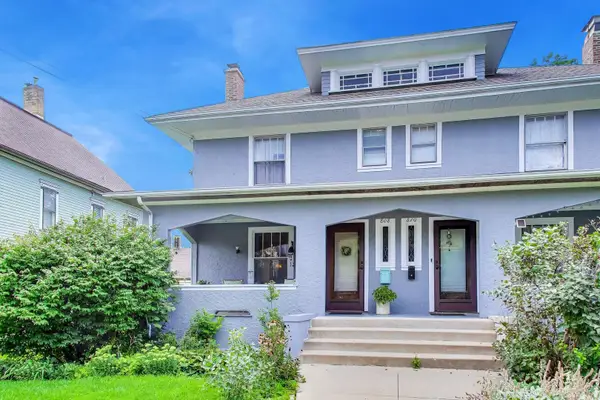 808 N Spring Street #808, Elgin, IL 60120