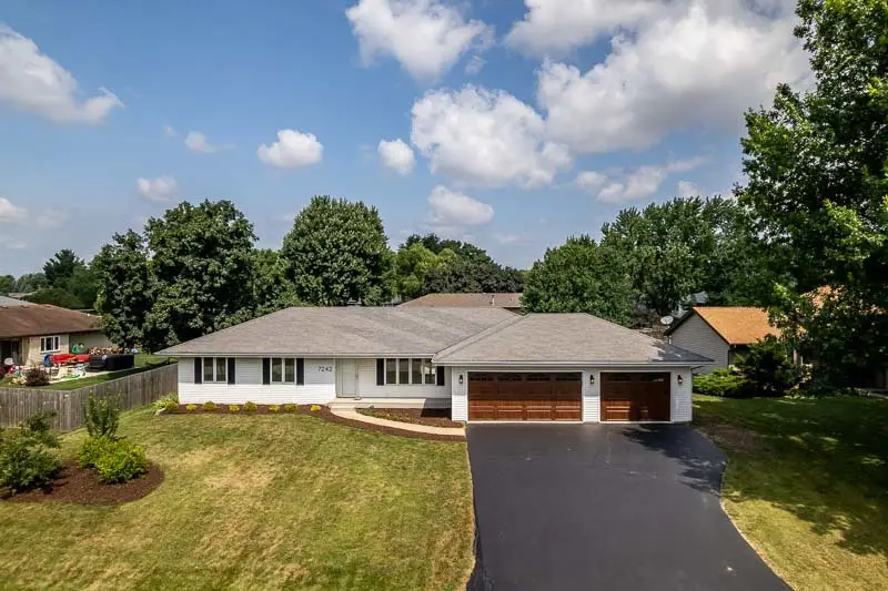 7242 Moss Canyon Road, Cherry Valley, IL 61016 - #2