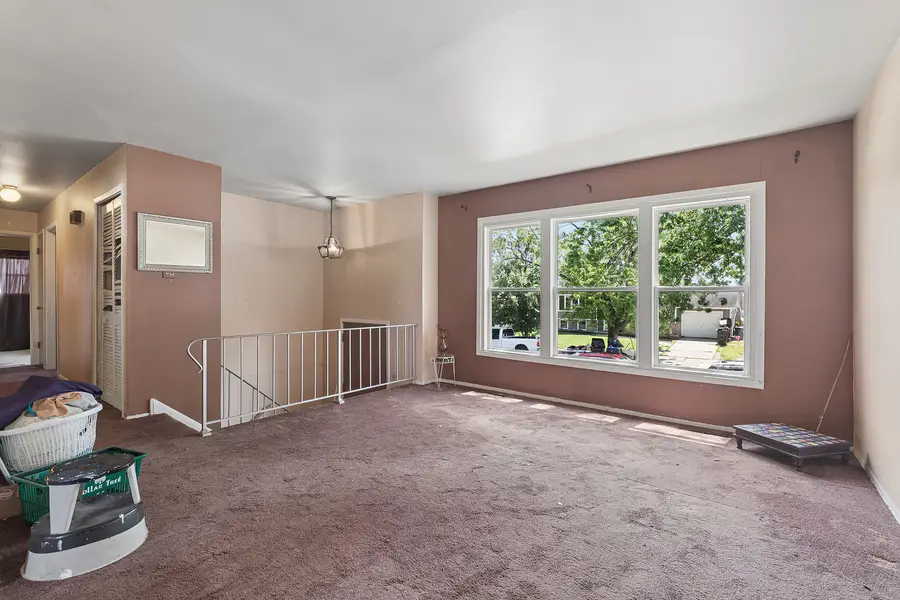 5912 Stuart Lane, Oak Forest, IL 60452 - #3