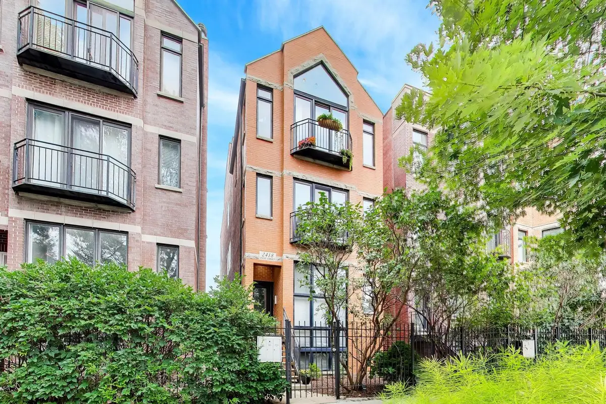 2418 W Cortez Street #2, Chicago, IL 60622 - #1