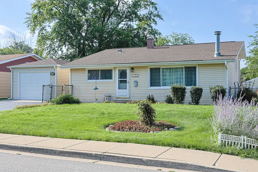 113 Siesta Road, Carpentersville, IL 60110 - #3