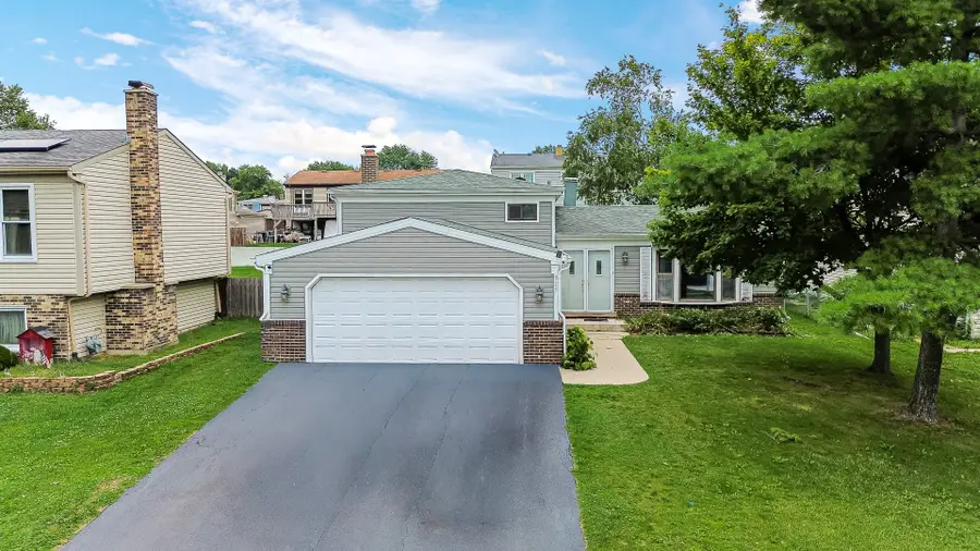 915 Wampum Court, Carol Stream, IL 60188 - #2