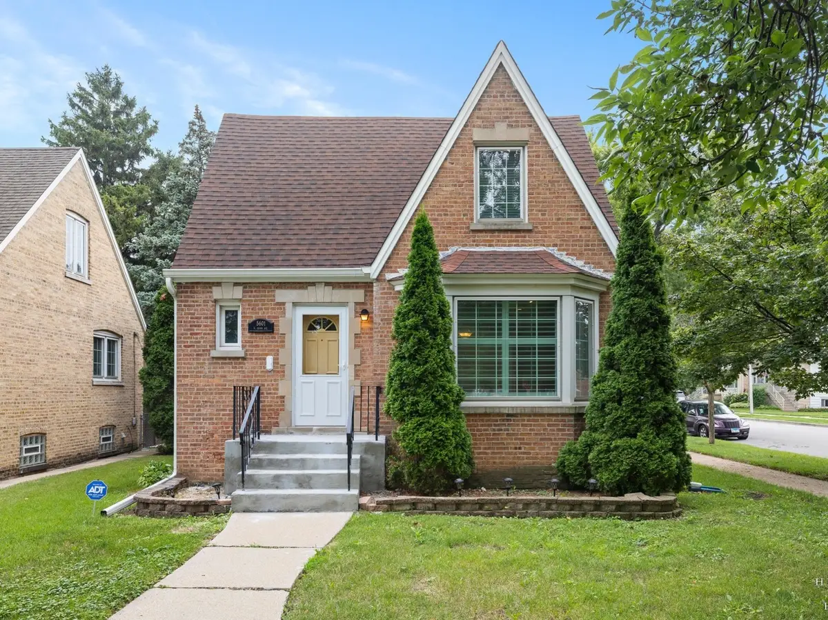 5601 N Ozark Avenue, Chicago, IL 60631 - #1